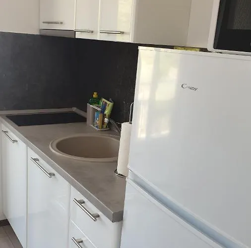 Kika * רוגוזניצה