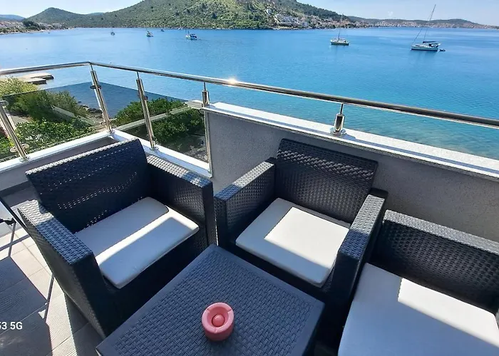 Apartman Kika Rogoznica (Sibenik-Knin)