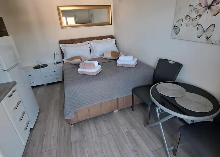 Kika * Rogoznica (Sibenik-Knin)