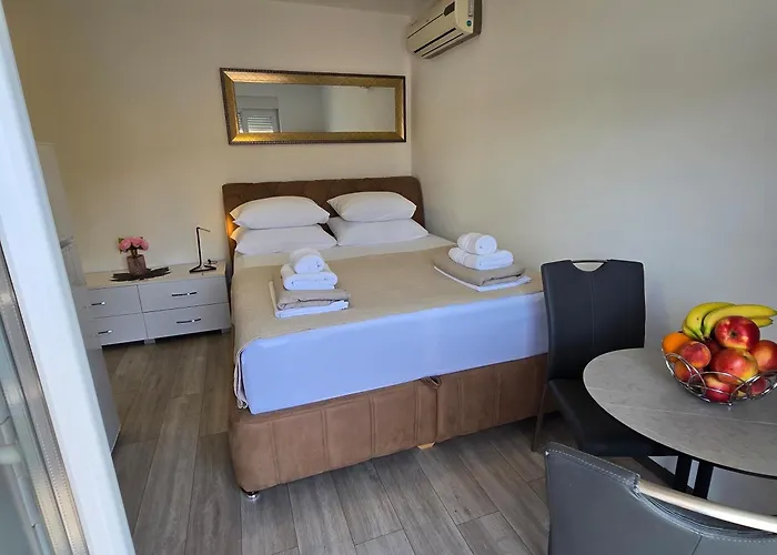 Kika * Rogoznica (Sibenik-Knin)