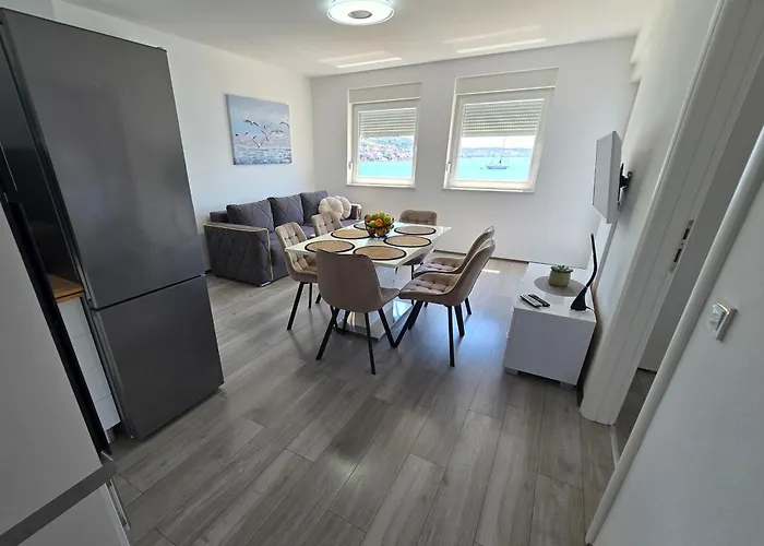 Apartman Kika Rogoznica (Sibenik-Knin)